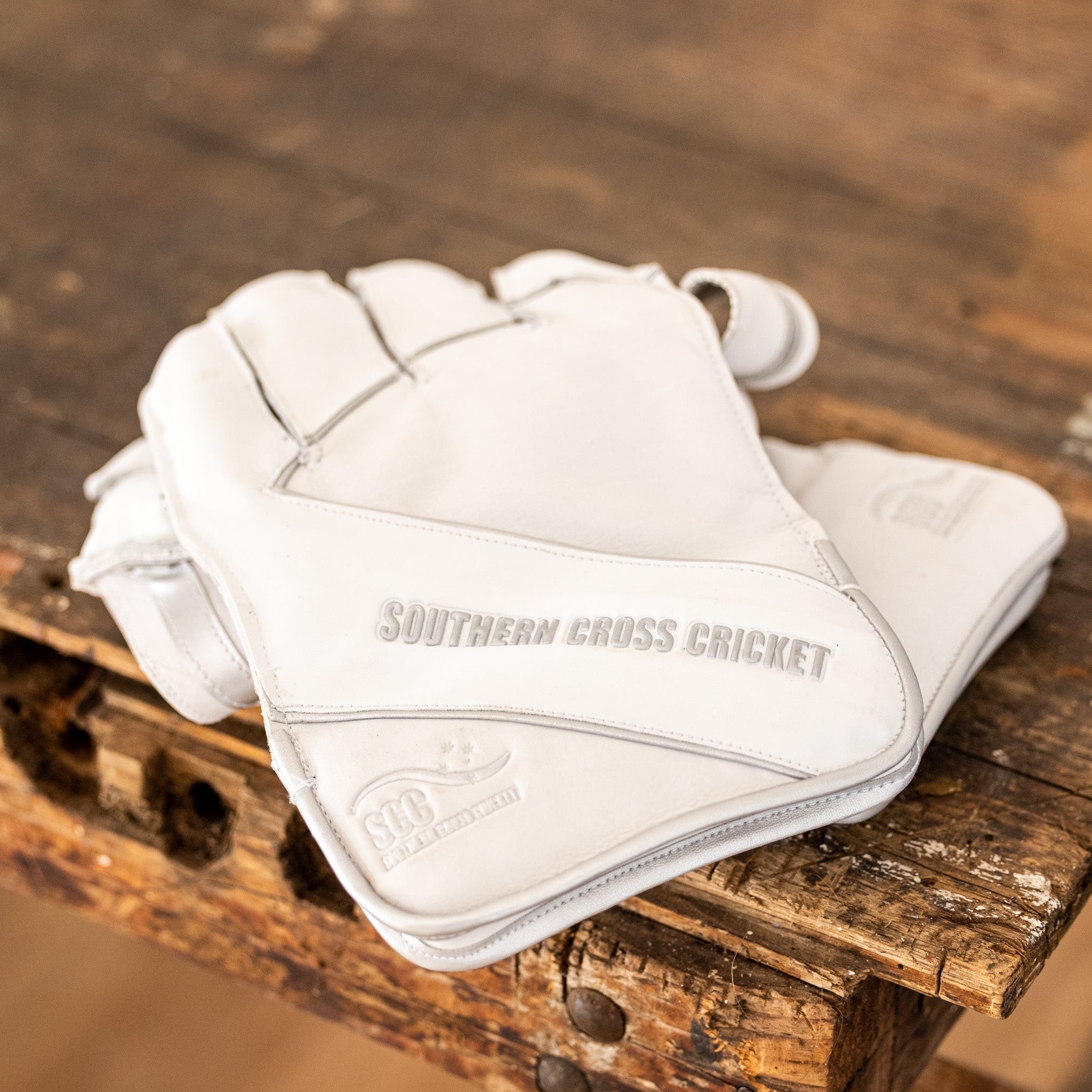 SCC Pro Adult Wicket Keeping Gloves